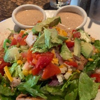 Photo taken at BJ&#39;s Restaurant &amp; Brewhouse by Lucy Y. on 10/13/2018