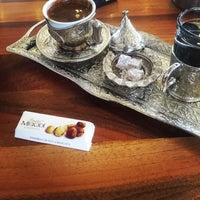Photo taken at Cumhuriyet Lezzet Dünyası / Halimbey Restoran by Aaaa on 8/18/2021
