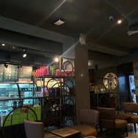 Photo taken at Starbucks by Wiz🙂‍↕️ on 5/6/2022