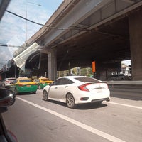 Photo taken at At Narong Toll Plaza by Somchai R. on 12/12/2022