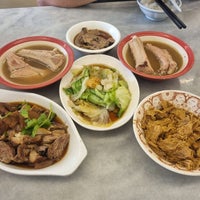 Photo taken at Ng Ah Sio Pork Ribs Soup Eating House by Num S. on 8/18/2023