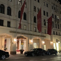 Photo taken at Hotel Vier Jahreszeiten Kempinski by Fa 🦅. on 5/20/2024