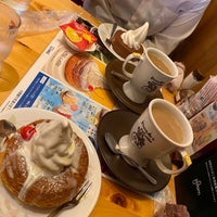 Photo taken at Komeda&amp;#39;s Coffee by 辞めました on 6/4/2021