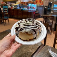 Photo taken at Cinnabon by Nikita M. on 9/26/2021