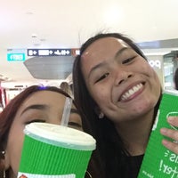 Photo taken at Boost Juice Bars by aly🌺 on 4/20/2017