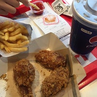 Photo taken at KFC by 罷個 蘇. on 8/16/2018