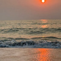 Photo taken at Cha-am Beach by Patthanisha N. on 3/3/2024