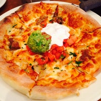 Photo taken at California Pizza Kitchen by Yejin L. on 3/21/2015