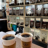 Photo taken at Cool Beans Coffee Roasters by 𝐌𝐀𝐍𝐒𝐎𝐔𝐑 on 12/20/2021