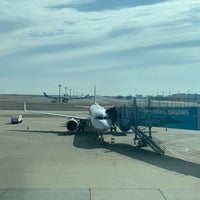 Photo taken at Gate 70 by はれかぜ on 2/23/2023