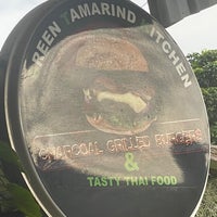 รูปภาพถ่ายที่ Green Tamarind Kitchen โดย Павел П. เมื่อ 10/25/2022