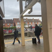 Twyford Railway Station (TWY) - Rail Station in Twyford