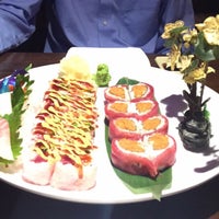 Снимок сделан в Mikado Japanese Restaurant пользователем Tessa M. 11/10/2017