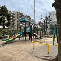 Photo taken at 南青山六丁目児童遊園 by 小日向 花. on 3/3/2023