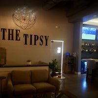 รูปภาพถ่ายที่ The Tipsy โดย The Tipsy เมื่อ 4/20/2021