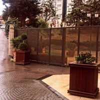 Das Foto wurde bei İstanbul Gönen Hotel von Serhat D. am 1/11/2023 aufgenommen