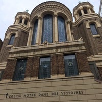 Photo taken at Église Notre-Dame-des-Victoires by Neslihan on 8/30/2018