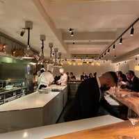 Снимок сделан в Chef&amp;#39;s Table At Brooklyn Fare пользователем Edward S. 8/31/2022
