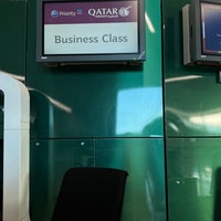 Photo taken at Qatar Airways Check-in by Nayef 🇶🇦 on 8/21/2023