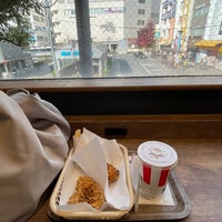 Photo taken at KFC by ぴーはた on 11/14/2021