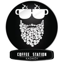 Foto tirada no(a) Coffee Station por Erdem Y. em 8/6/2021