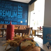 Photo taken at Elevation Burger by Eng.Muath F. on 9/8/2016