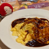 Photo taken at Denny&amp;#39;s by 朝日奈 on 12/26/2021