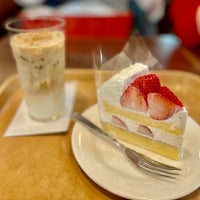 Photo taken at Italian Tomato Cafe Jr. by 朝日奈 on 1/13/2024