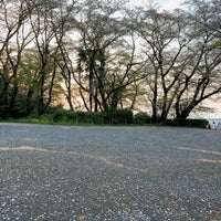 Photo taken at いろは坂桜公園 by 朝日奈 on 4/14/2024