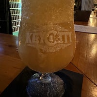 Photo taken at Key City Brewery &amp;amp; Eatery by Carl B. on 3/10/2023