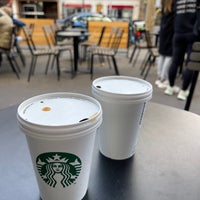 Photo taken at Starbucks by Abdulkareem on 10/21/2021