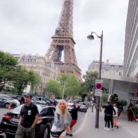 7/26/2022 tarihinde Fatimah A.ziyaretçi tarafından Hôtel Mercure Paris Centre Tour Eiffel'de çekilen fotoğraf