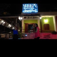 Foto tirada no(a) Zaidy&amp;#39;s Restaurant por Zaidy B. em 11/26/2015