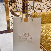 Foto tirada no(a) Al Nakheel Mall por Mohammed. em 5/30/2024