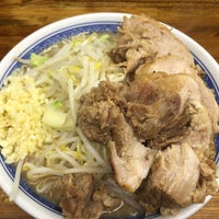 Photo taken at Ramen Jiro by しゅうめい on 3/14/2015