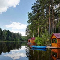 Das Foto wurde bei Fish Point на Новорижском шоссе von Fish Point на Новорижском шоссе am 6/5/2017 aufgenommen