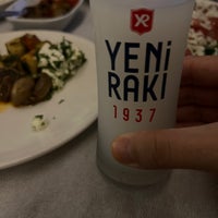 Foto scattata a Bahçeli Cafe &amp; Restaurant Avcılar da Ezgi il 7/5/2022
