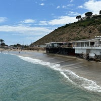 Photo taken at Malibu Beach by Luis Miguel N. on 8/10/2023