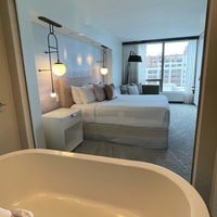 Foto tomada en Hotel 1000, LXR Hotels &amp;amp; Resorts  por Britta M. el 10/18/2021