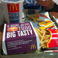 Photo taken at McDonald&amp;#39;s by Thamires B. on 12/6/2012