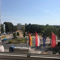 Photo taken at Leonardo Hotel Köln by Fatih T. on 7/26/2018