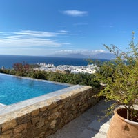 Foto diambil di Belvedere Hotel Mykonos oleh Sa.✈️ pada 9/13/2021