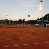 Photo taken at Tenis by Carla F. on 11/4/2017