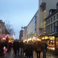 Photo taken at Wochenmarkt Altstadt Spandau by Aleyna S. on 12/19/2018