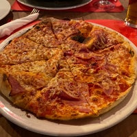 Foto tirada no(a) Spasso Pizzeria por Paul G. em 2/17/2023
