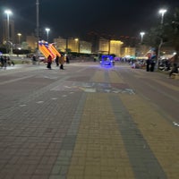 Photo taken at ممشى حديقة الحسينية by Omar A. on 1/20/2022