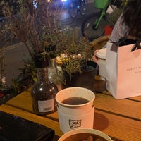 Photo taken at Le Pain Quotidien by Abeer B. on 12/8/2022