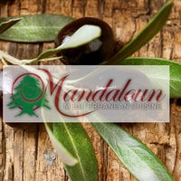 Foto scattata a Mandaloun Mediterranean Cuisine da Mandaloun Mediterranean Cuisine il 8/12/2015