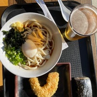 Photo taken at U:Don Fresh Japanese Noodle Station by Katie S. on 9/2/2021