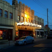 Das Foto wurde bei Civic Theatre of Allentown von Eva F. am 10/20/2012 aufgenommen